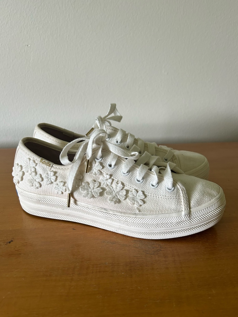 Keds X Kate Spade White Floral Embroidered Platform Sneakers Bridal Wedding 6.5